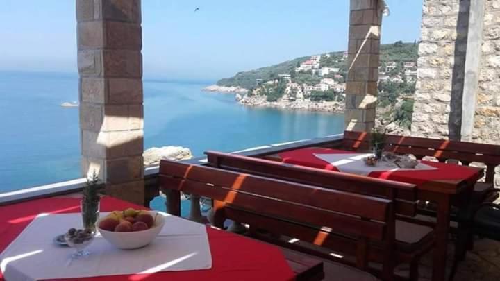 Guest House Naser Ulcinj Exterior photo