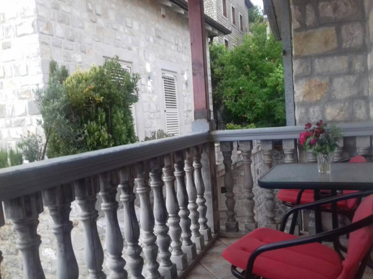 Guest House Naser Ulcinj Exterior photo